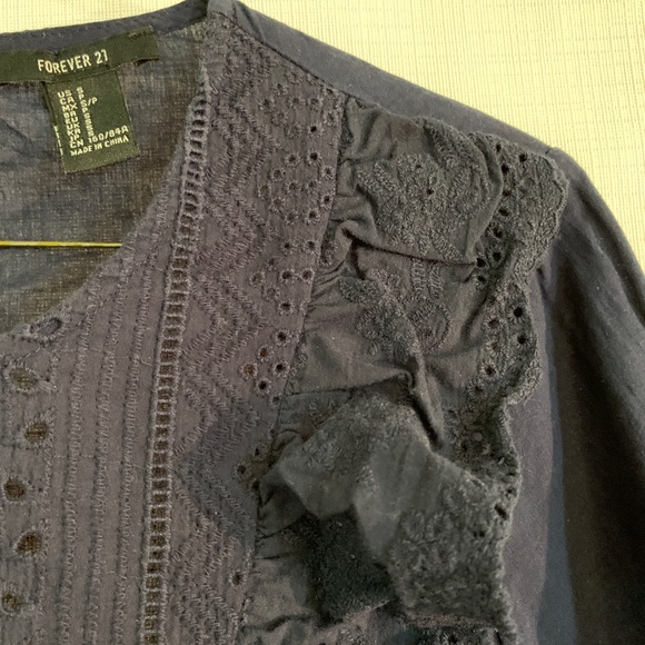 Navy top with ruffles - Picture 3 of 3